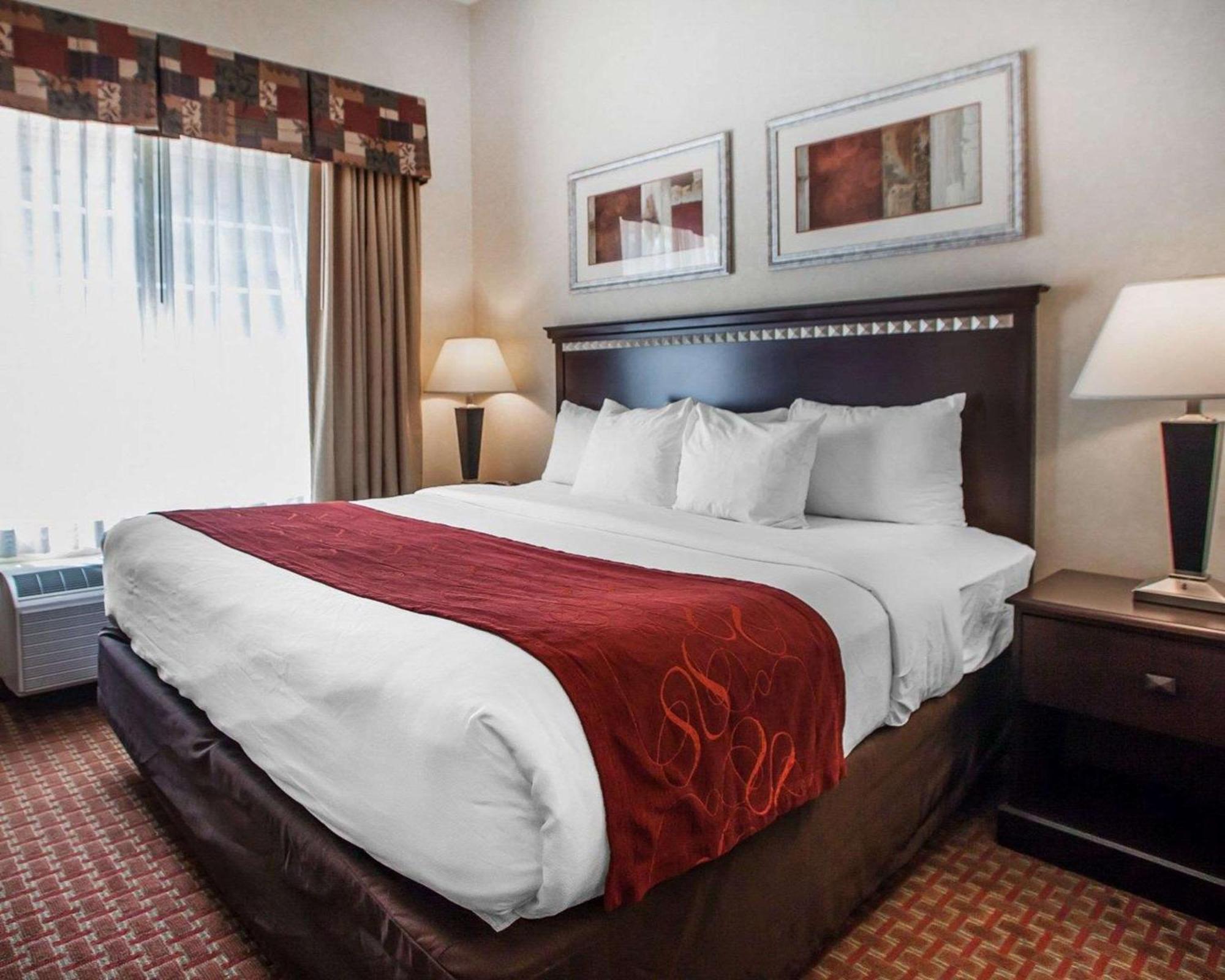 Tapa Hotel, Inn & Suites Мауа Екстериор снимка